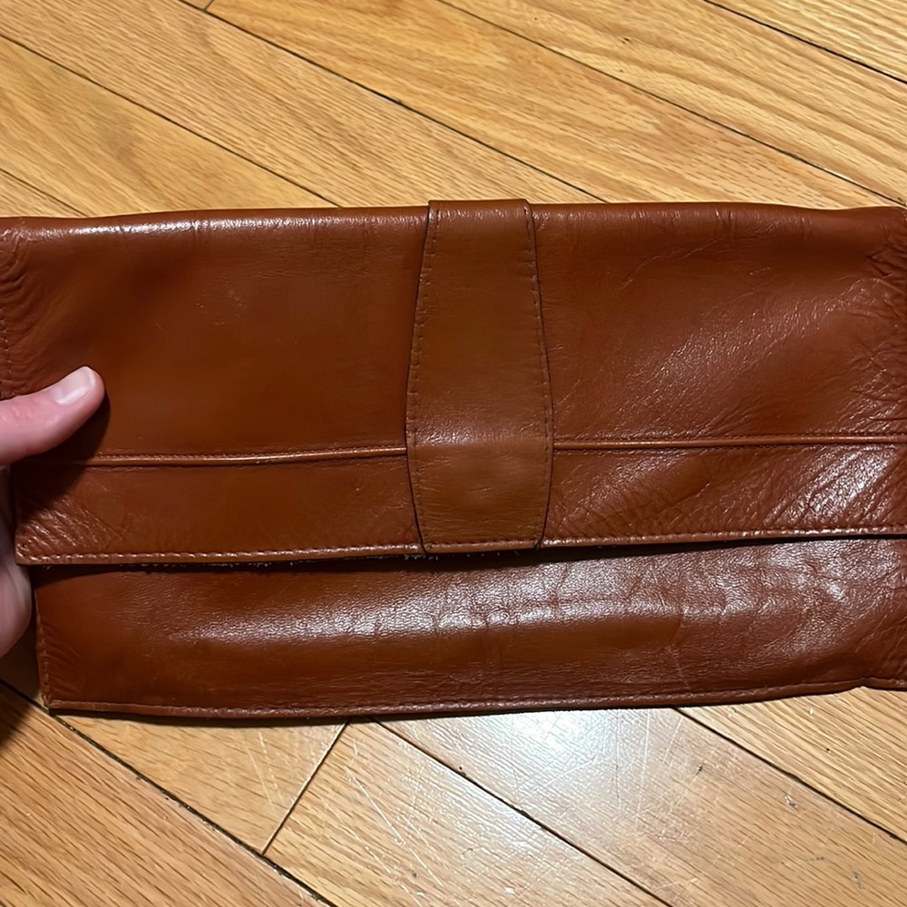 Cuero Vaca Argentina Leather Hand Bag
